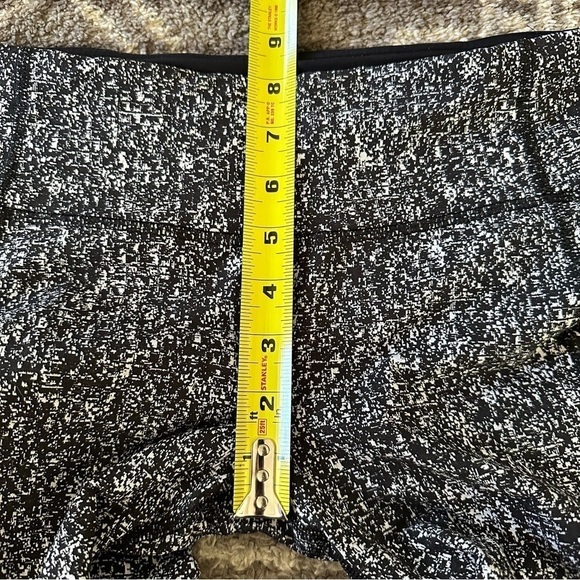 Lululemon Pace Rival Crop 22” Power Luxtreme Suited Jacquard Black White / Black - Picture 15 of 16